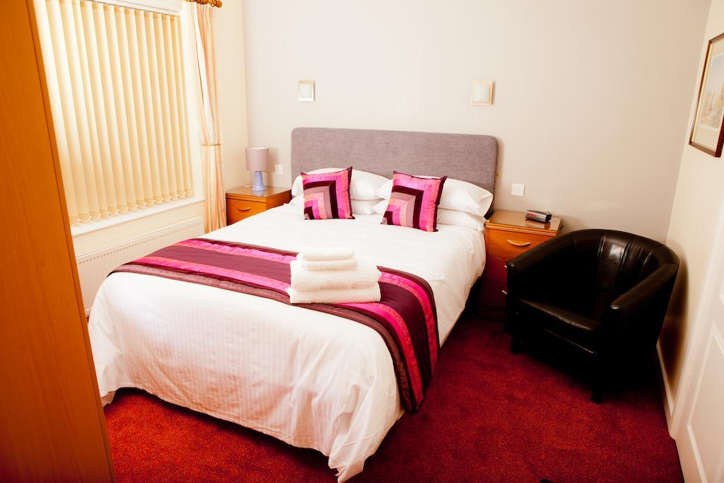 Rother Valley View B&B Sheffield Oda fotoğraf